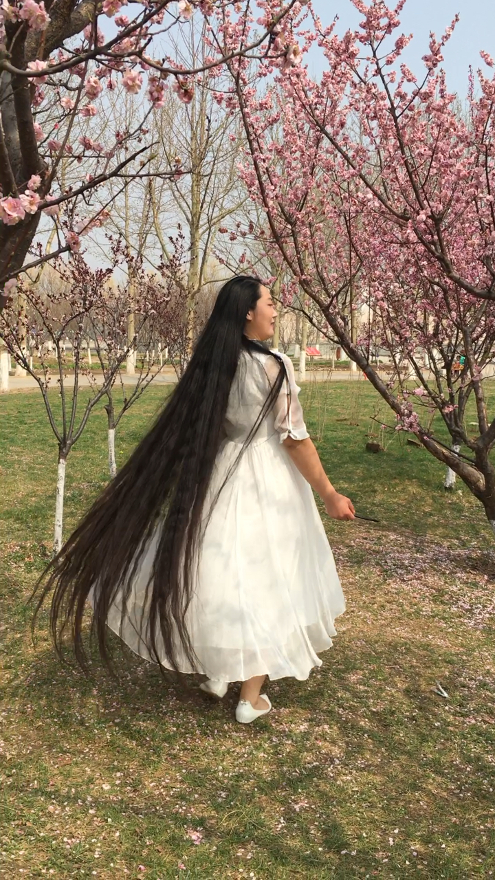 最美青丝,长发飘飘!