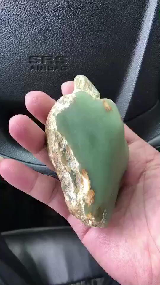 马风河磨玉原石料