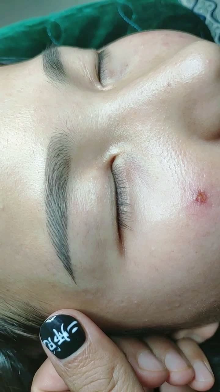 四川西昌,线条眉后期!