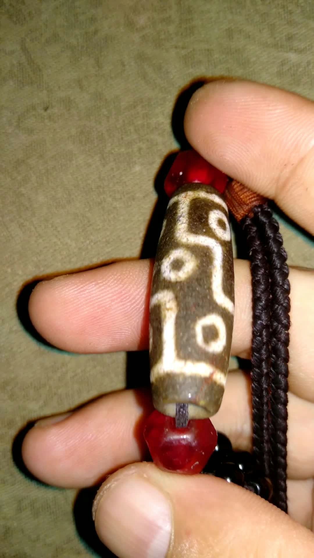 辽金时期至纯九眼天珠