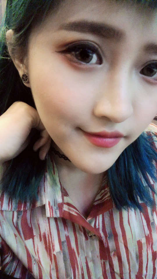 褐色眼眸 在微视发布了一个超有趣的视频,速来前排围观!