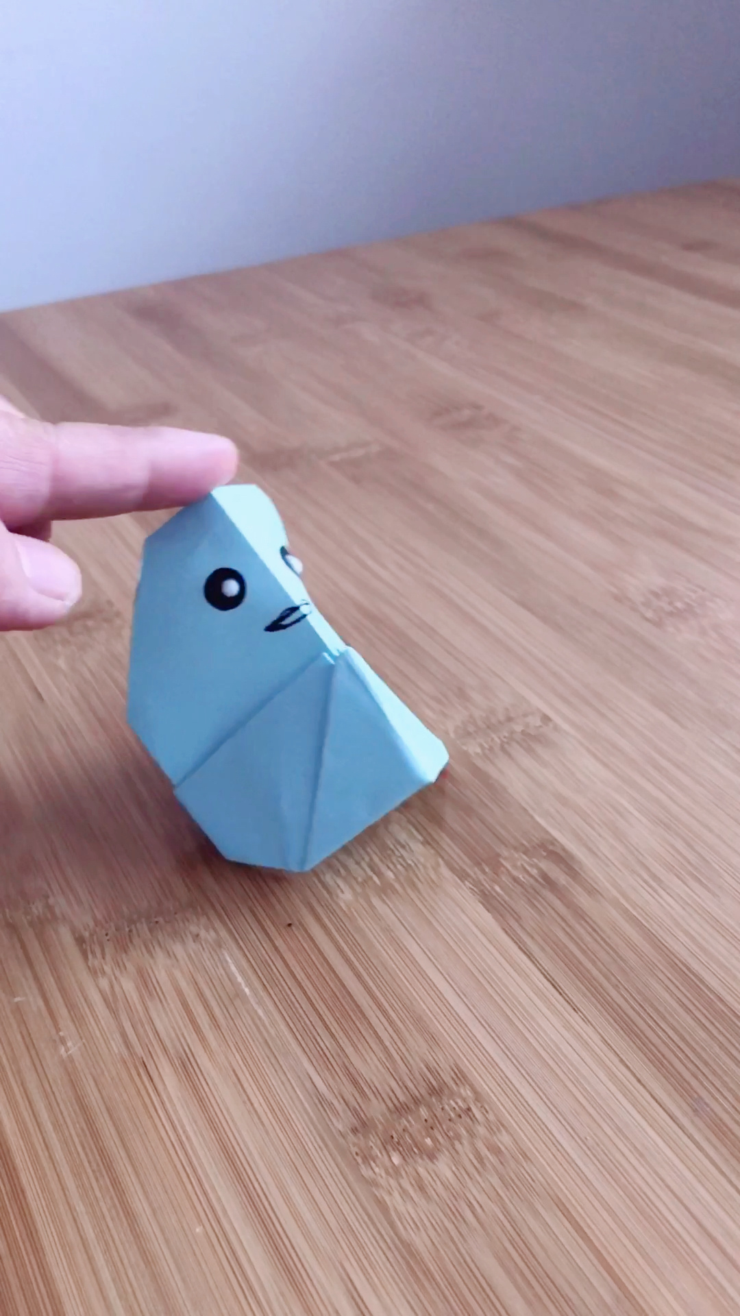 折纸不倒翁原来制作那么简单,赶快折一个给小朋友玩吧!