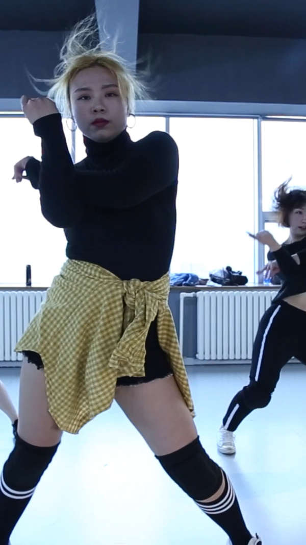 theone舞蹈.大连 yuki lesson music:superlove 课堂视频@经纪人小微