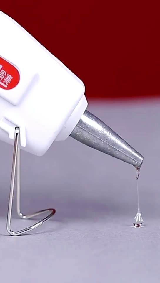 胶水滴的到处都是,这样做就可以了