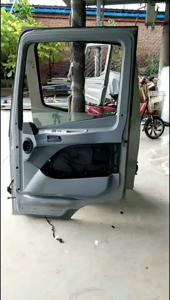 欧曼est原厂车门总成 v18600676516