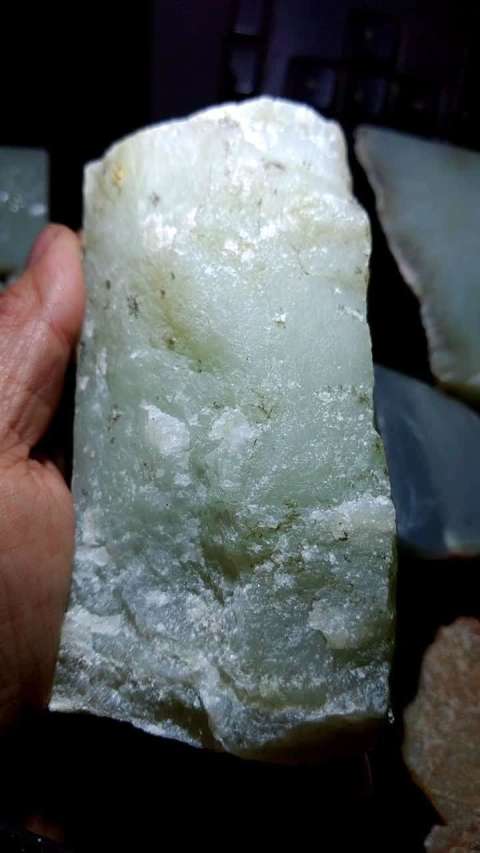 和田玉之俄料原石