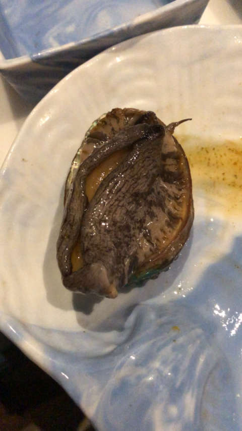 淋了热冬阴功汤的鲍鱼,嗯,真的很像