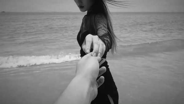 0879┆一个人离开你的时候          不要问原因          你能