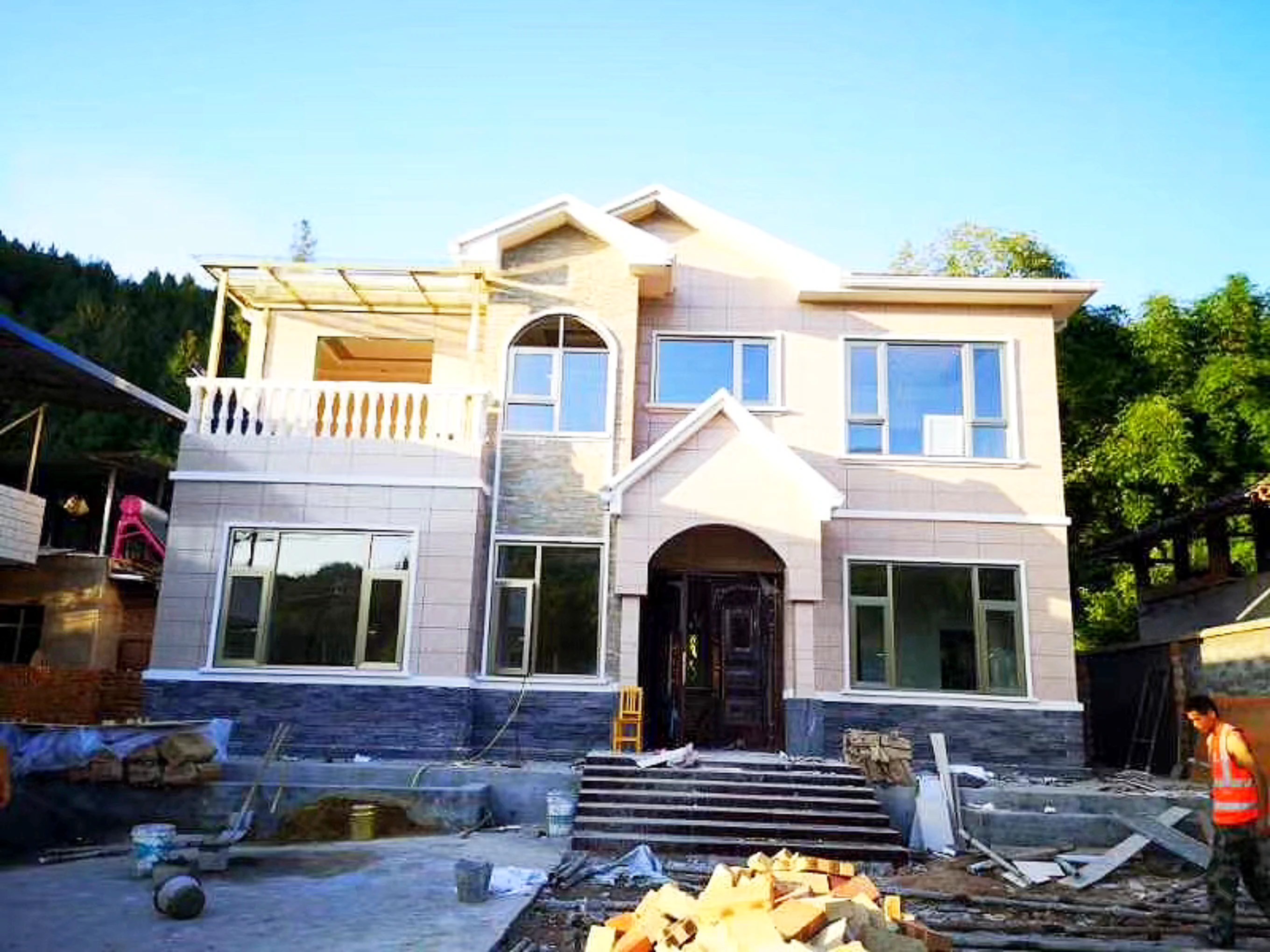 这套绵阳盐亭县实心墙体轻钢别墅咋样?(四川轻钢别墅厂家)