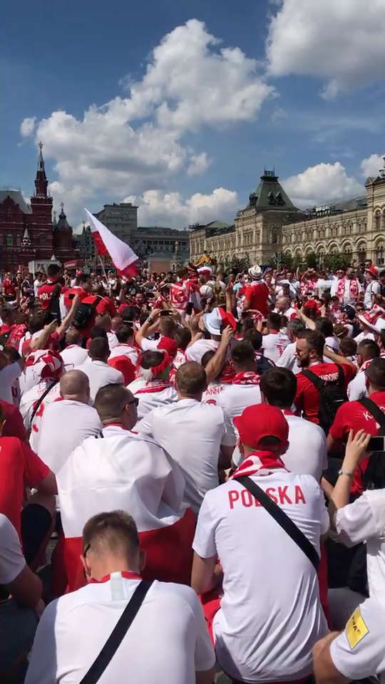 波兰球迷太欢乐