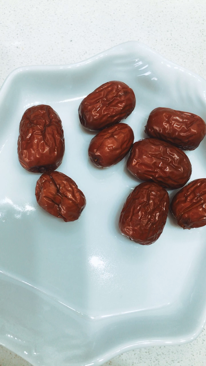 鹅妈妈316保温杯……养颜红枣茶