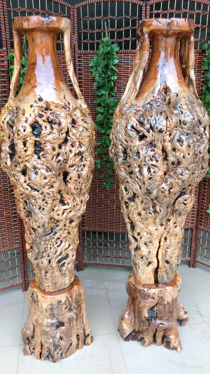 千年古枣木根雕艺术花瓶 天然随型,纹路精美,木质稳定细腻坚韧,根位