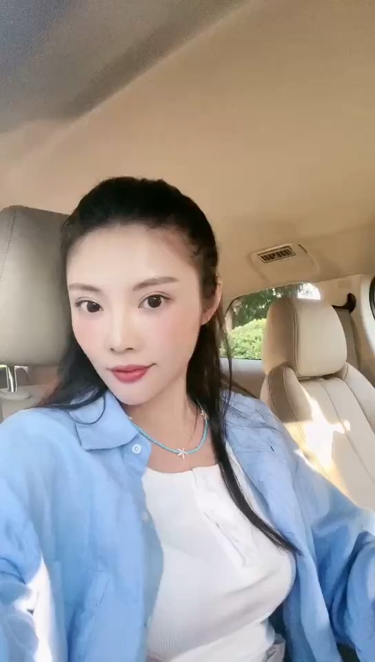 wink手势杀 来自冬姐的wink…爱了吗?