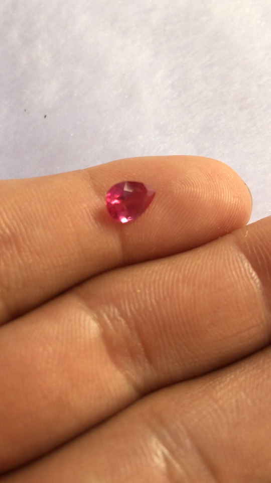 缅甸抹谷红宝石