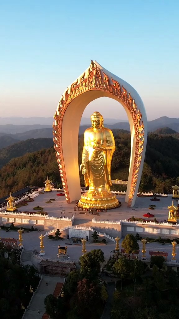 江西九江庐山市,东林大佛#航拍