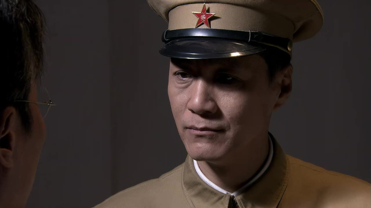 盾神孙四康精通所有的刑侦技术,老曹请他帮忙被拒绝