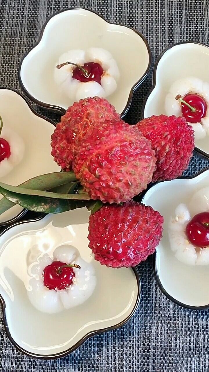 夏日必学甜品,荔枝果冻做法