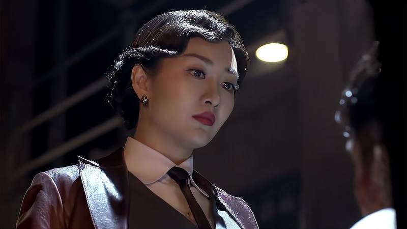 伪装者:汪曼春心狠手辣,明台也不再忍了,讽刺汪曼春长得丑!战争片(1)