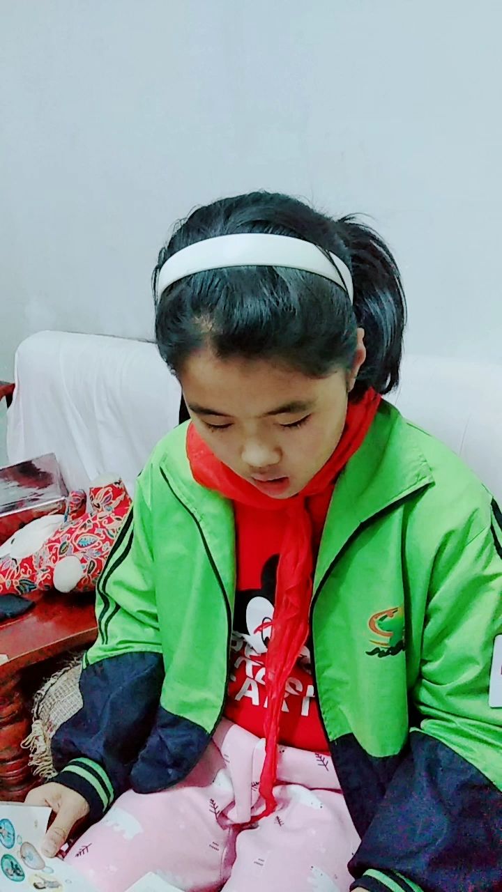 牛老师百乐屋英语w班王书涵口语练习第三天!