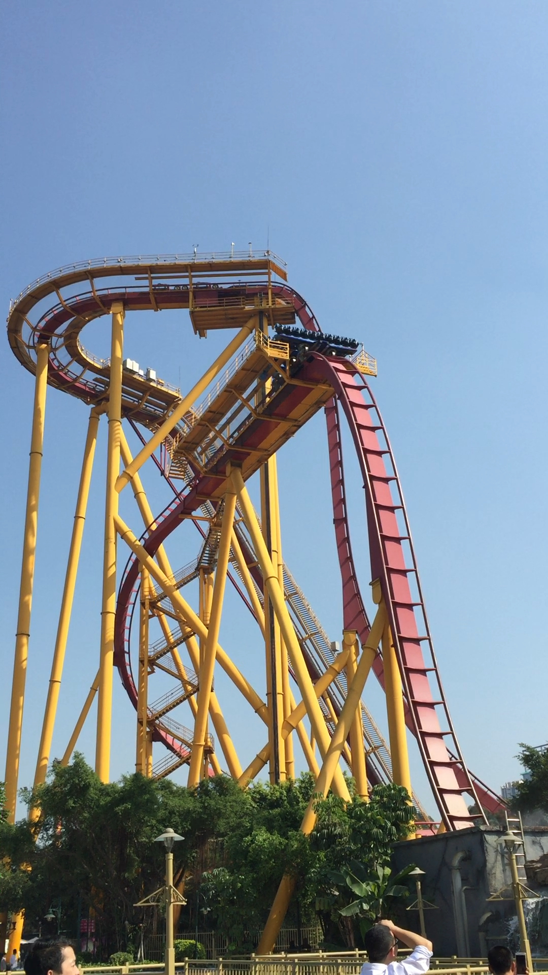 广州长隆垂直过山车