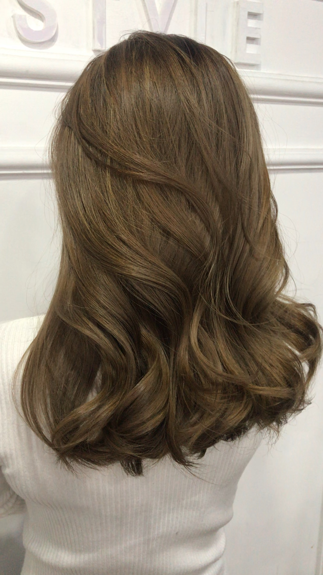 最衬肤色不用漂的亚麻色93