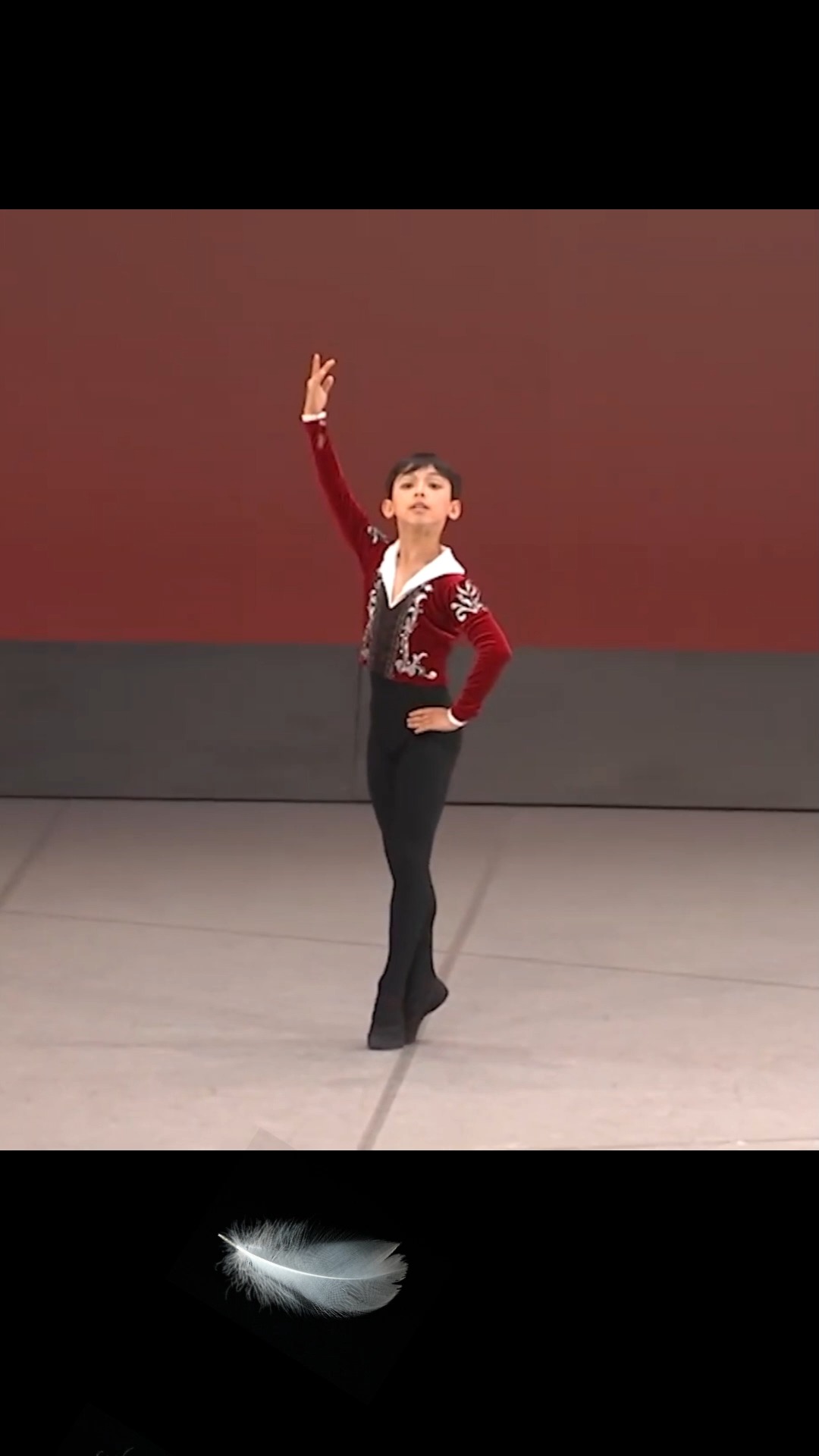 从小帅到大啊~小男孩跳的太好了,疯狂点赞~#芭蕾男孩 #苏菲艺术教育