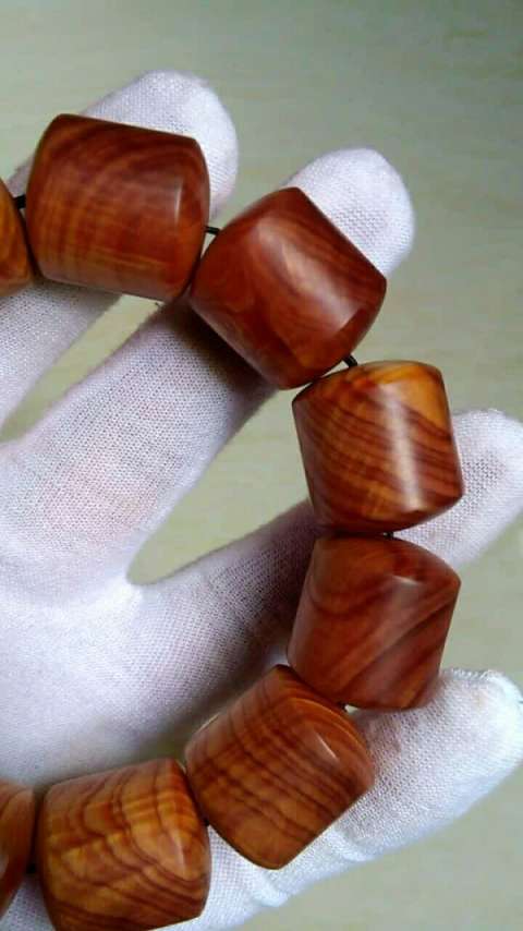 100以下优质崖柏水波纹手串