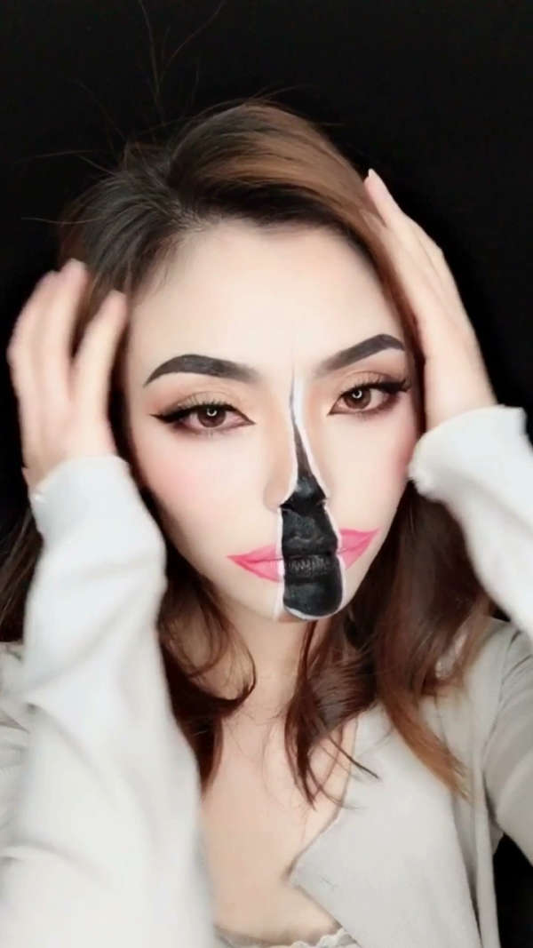 美女是妖怪变的