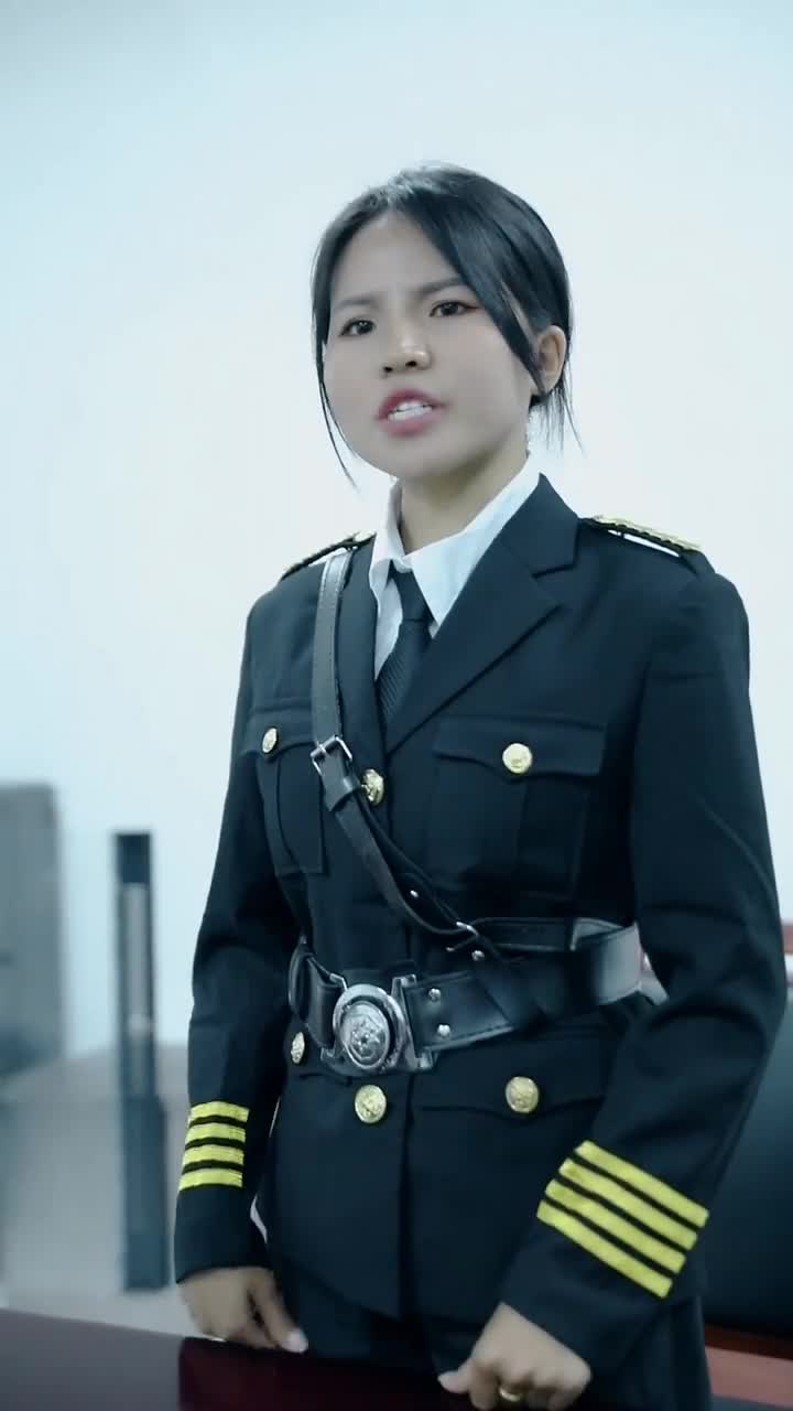 《最狠女保安》第13集!