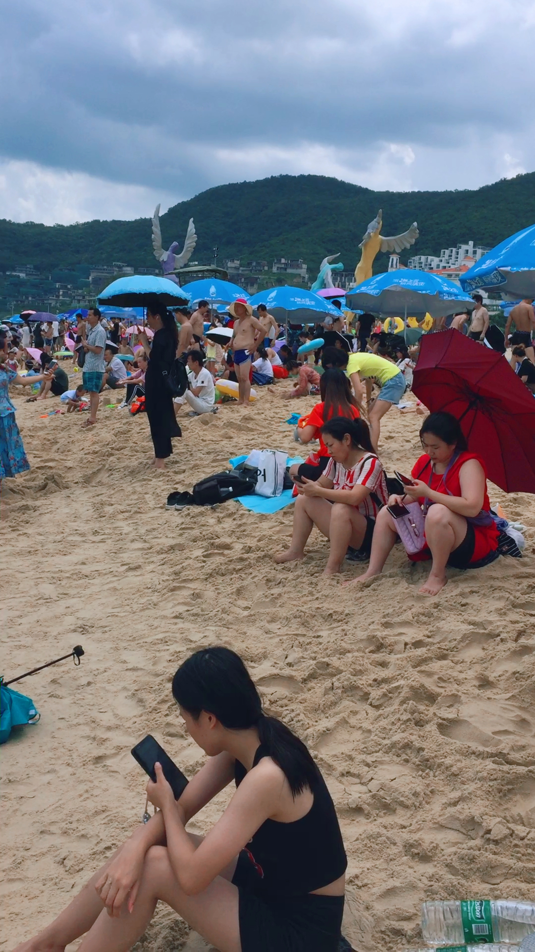 大梅沙海滨公园.不是人山人海 而是 人人人海啊