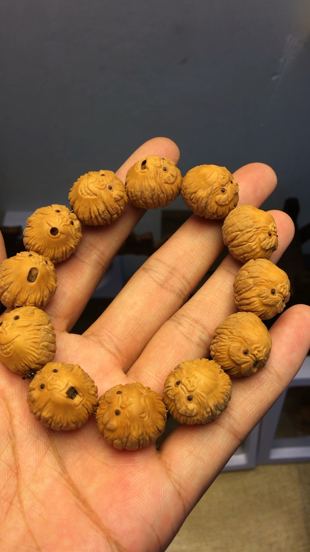 猴头核桃纯手工雕刻的大圣归来1.8尺寸