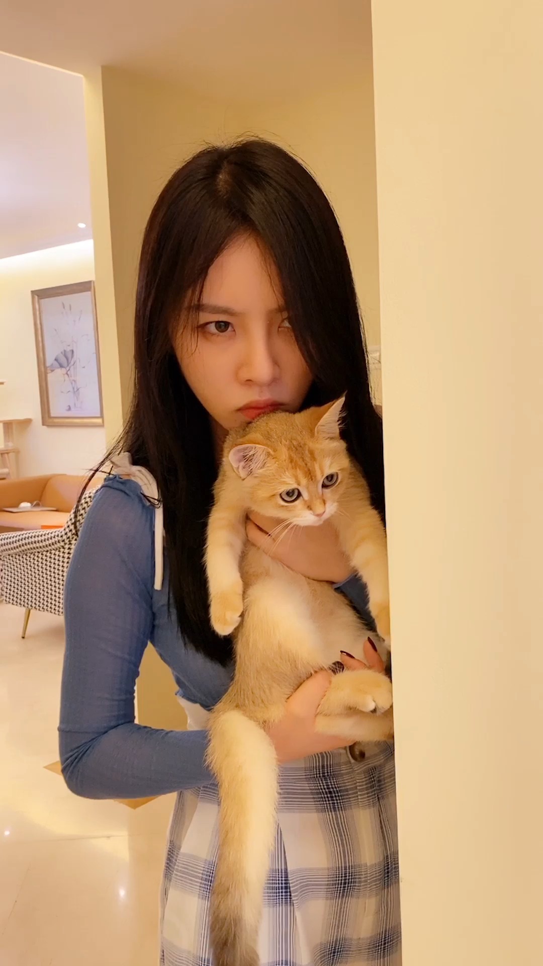 祝晓晗搞笑视频:最后的造型真的很适合我爸,你们觉得呢?