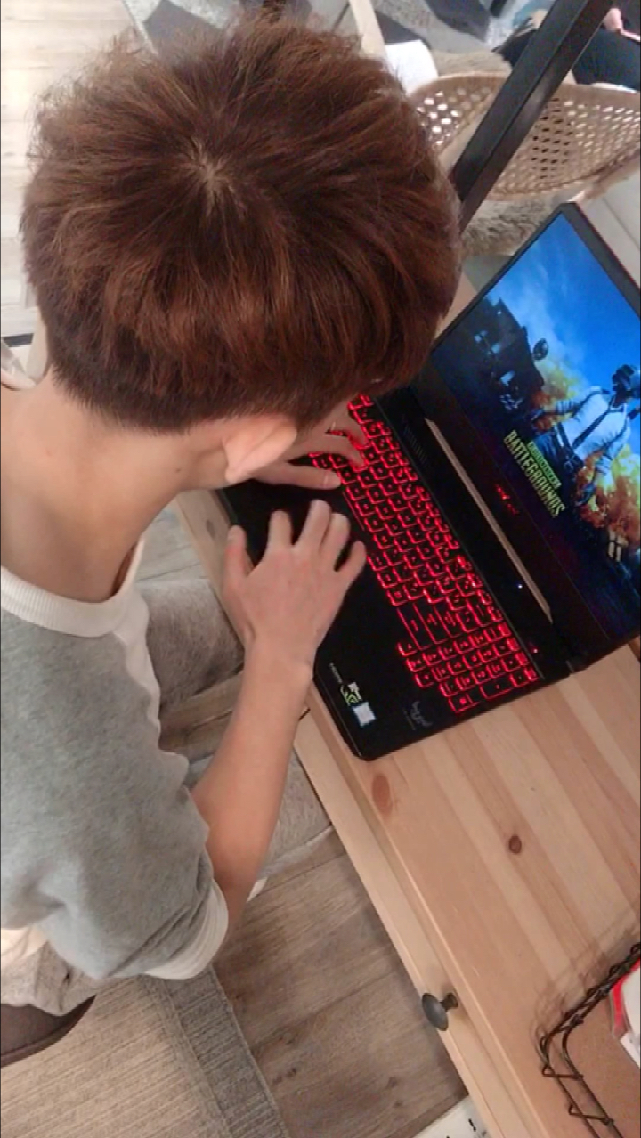 男人玩游戏怎么了?