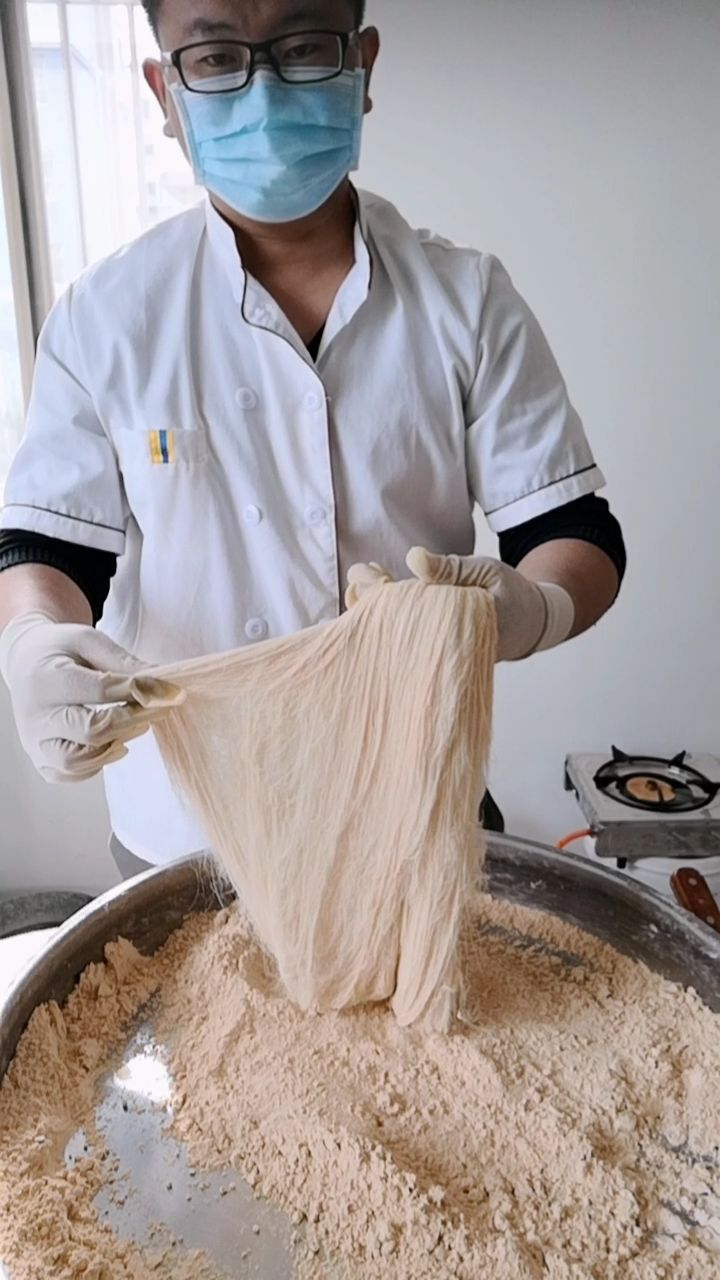 传统手工龙须酥龙须糖的拉制,整整24万根哟