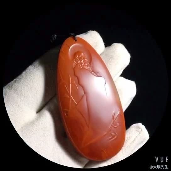 玉雕大师王朝阳南红作品《一苇渡江》