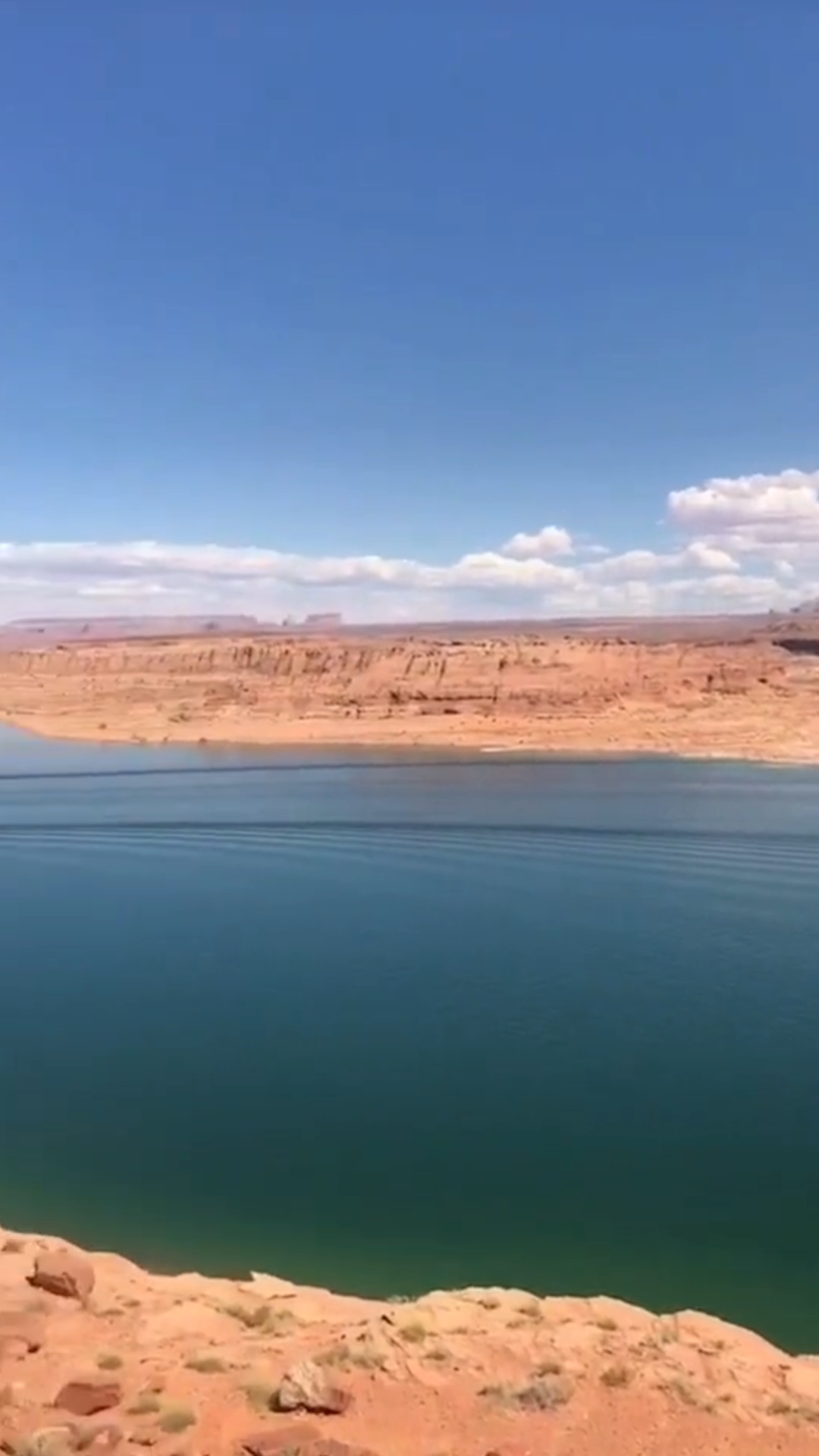 神秘湖,大自然给我们的一切都太美了!
