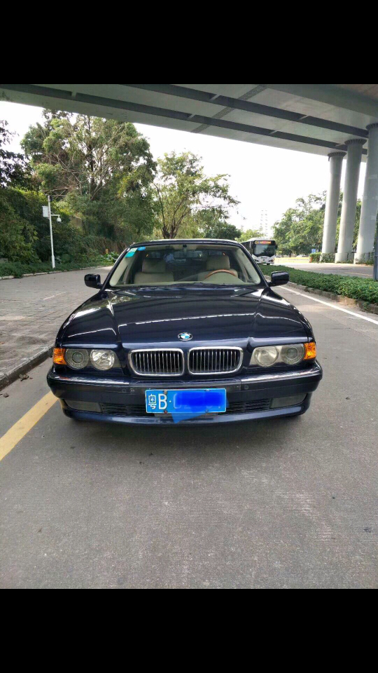 经典宝马728li车况原版01年