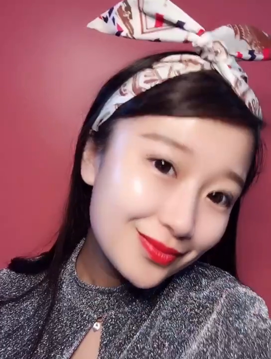 可爱的姑娘有可爱的脸蛋儿07