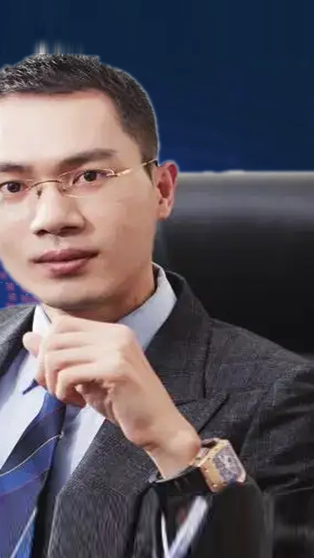 一场大火再次带"火"鸿星尔克,吴荣照这回到底做了啥 #鸿星尔克