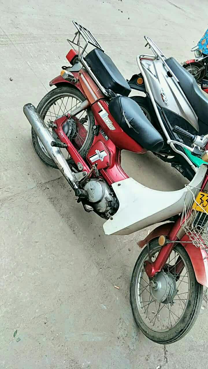 1996年的老车雅马哈80喜欢的 v:zxx66666888