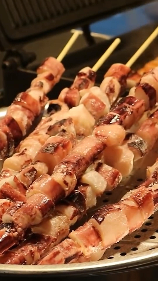 街边铁板章鱼串,吃了绝对还想吃