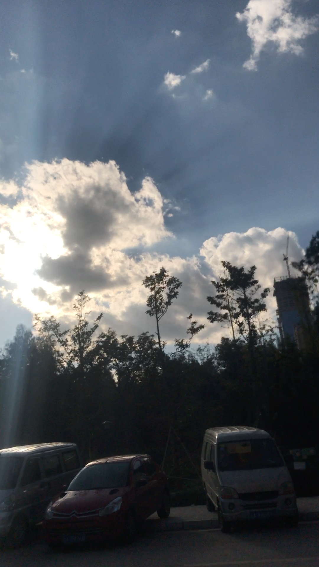 突然感觉好轻松,不知道是不是因为心空了