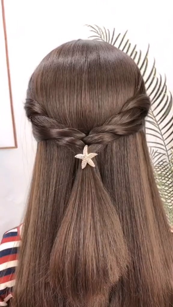 简单好看的披肩发编发.