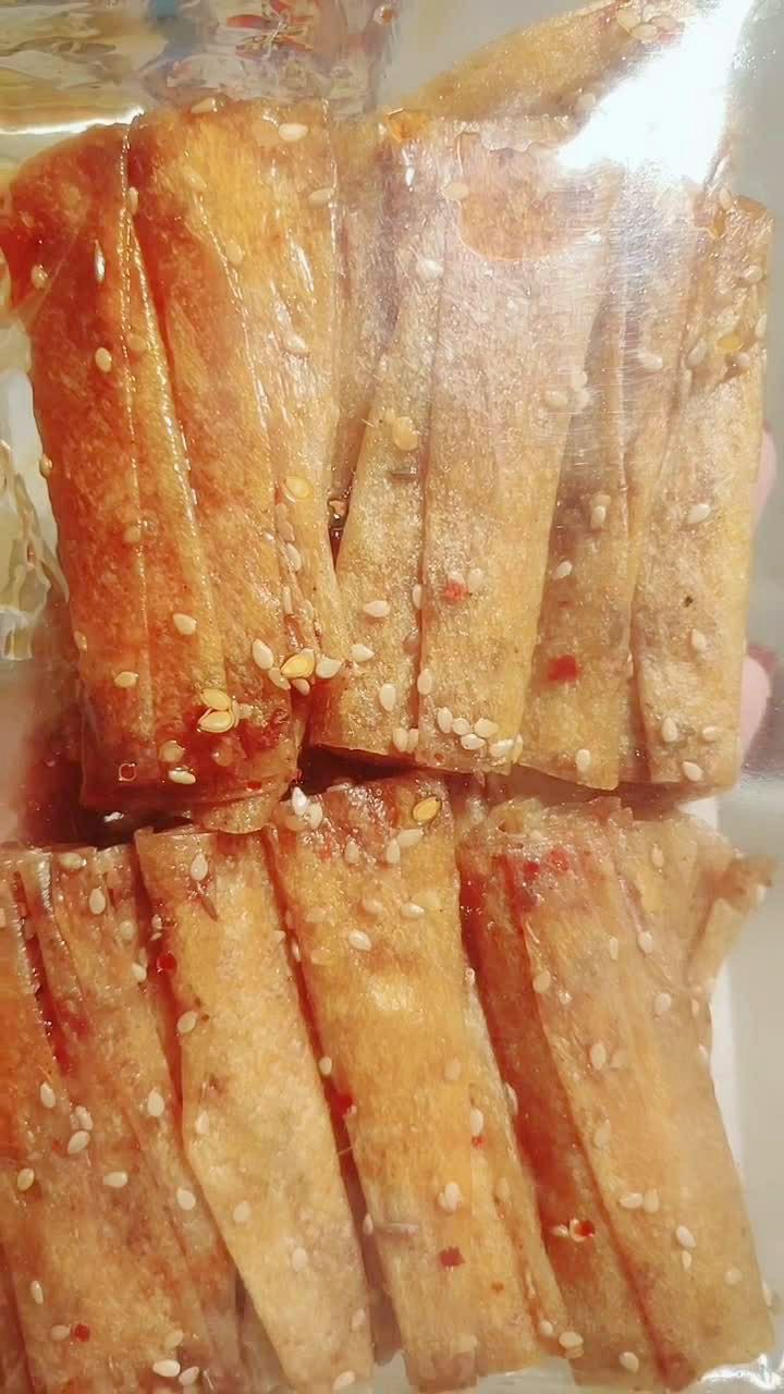 网红吃辣卷都是这样吃