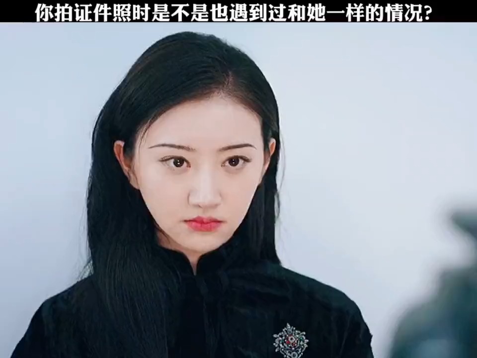 厉害的司藤也有乖乖听话的时候网剧司藤景甜新剧人设好飒司藤拍证件照