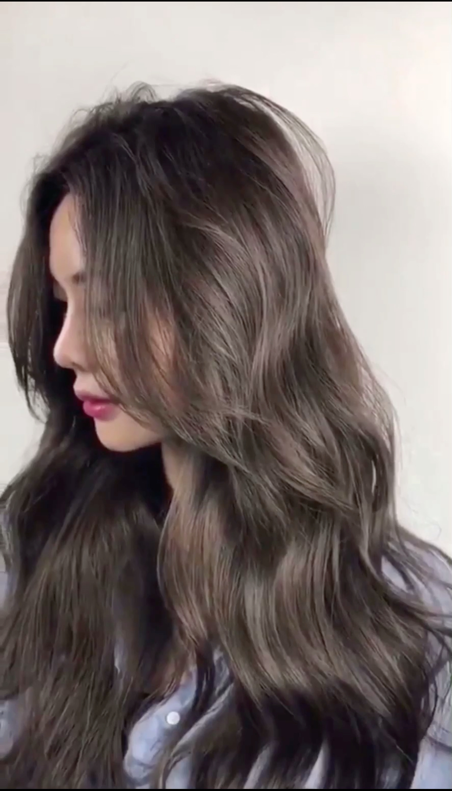 黑茶色长发造型.喜欢的朋友关注一下