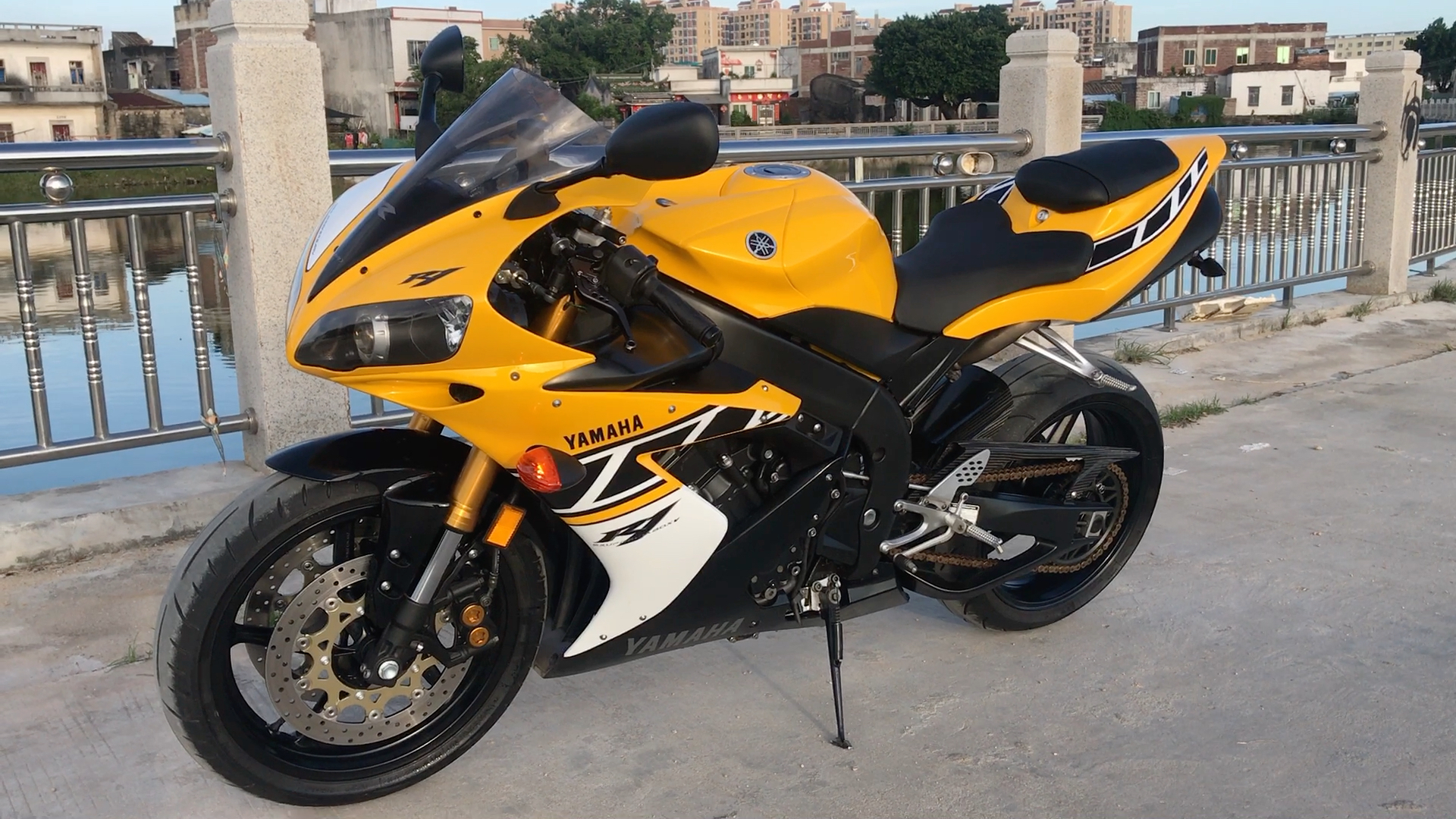 2006年款雅马哈yzf-r1 50周年纪念版 整车全部原装 原版做漆 国外原始