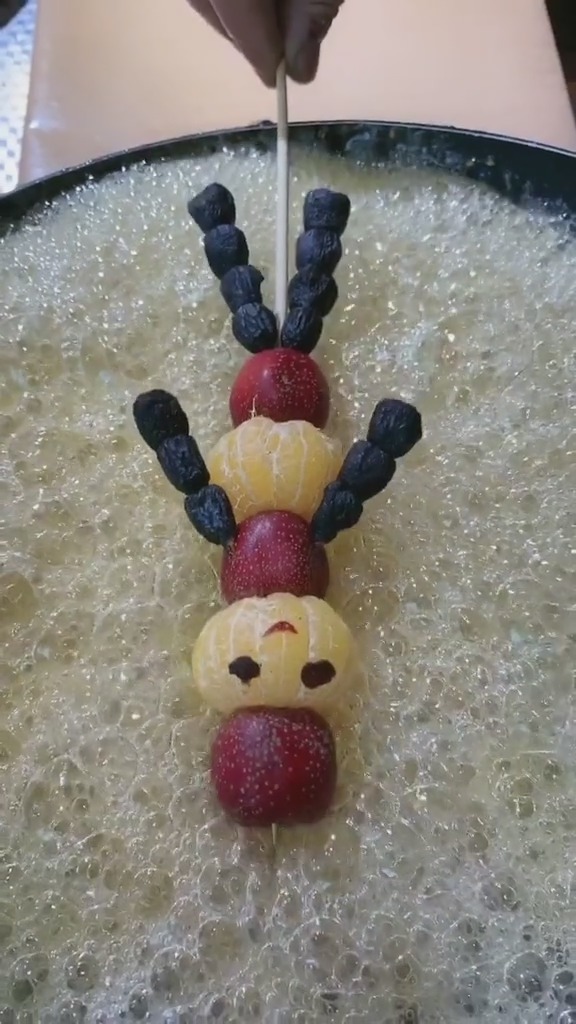 可爱的小糖人,竟然别有一番趣味!#冰糖葫芦