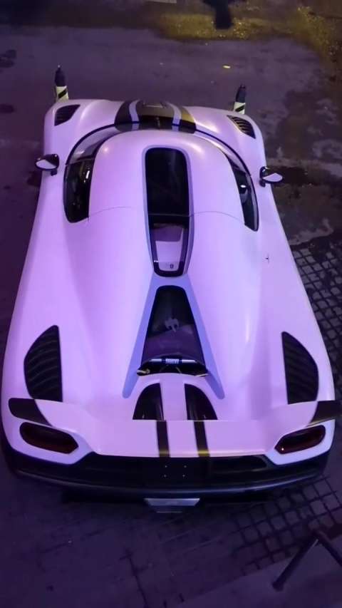 偶遇富哥的柯尼塞格,白色幽灵哇!天使的角度尽力了