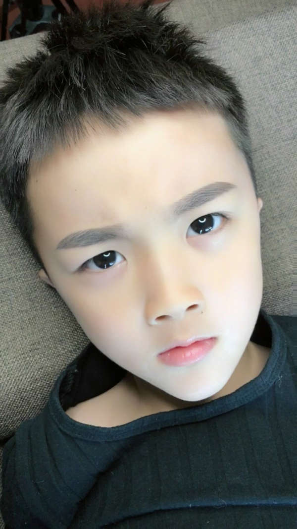 给宝贝画画眉毛90